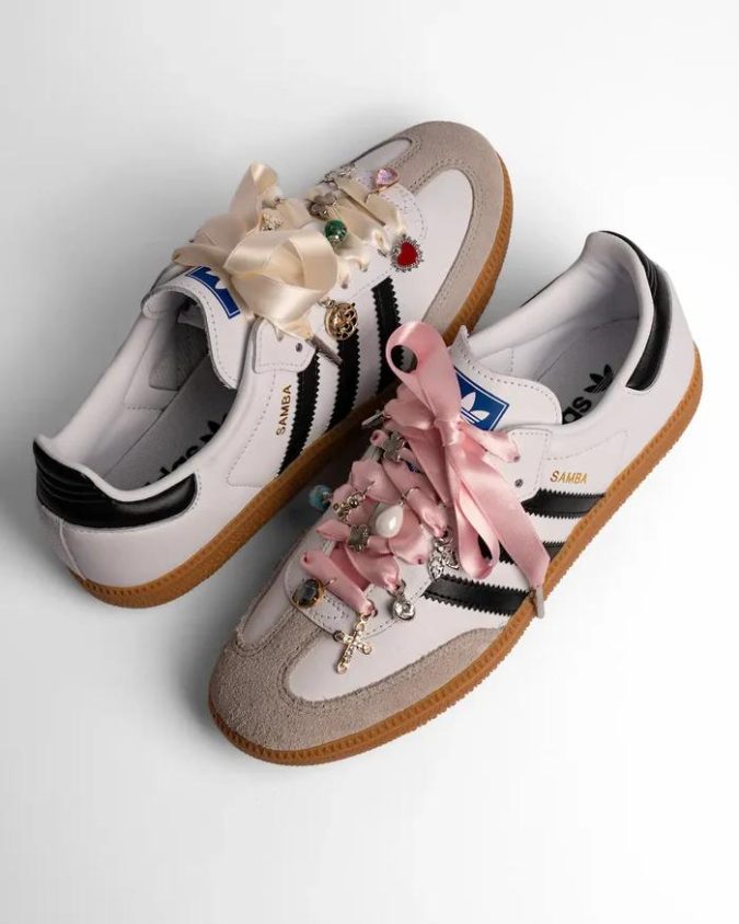 ADIDAS SAMBA HOLY JEWELS - BIANCO/NERO - IE3675-BCO-NE - immagine 2